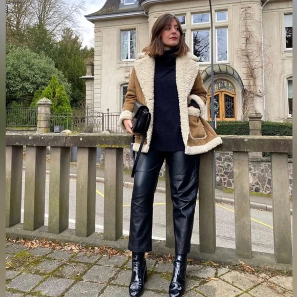 🔥Last 2🔥MANGO Faux leather pants - Picture 9 of 13